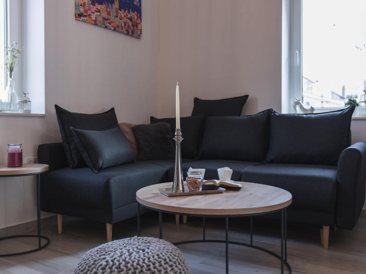 Apartment Fiora คาชเตลา ภายนอก รูปภาพ